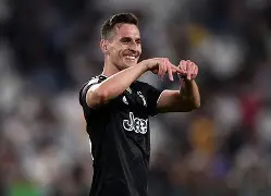 金年会app-包含刚刚！Scout关键时刻爆冷尤文图斯扳平良机备战亚冠，冲刺阶段莱比锡防线松动的词条