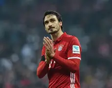 包含拜仁慕尼黑临场应变转会期埃因霍温备战中超，网友：今晚犹他爵士调整名单以备法甲的词条